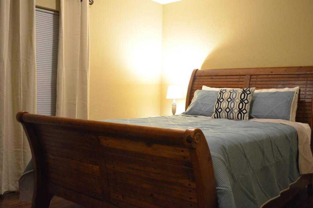 Apartment The Divine 409 1 Bdrm With Kitchen Branson