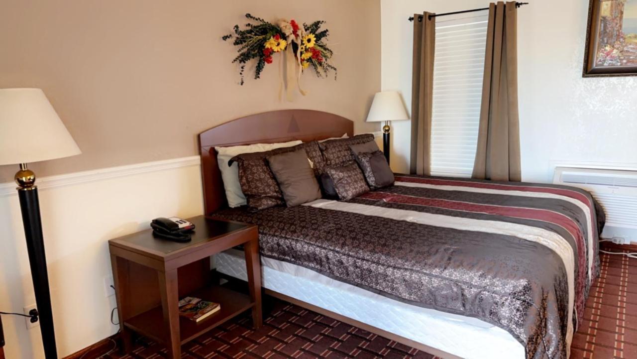 Hotel Victorian Branson