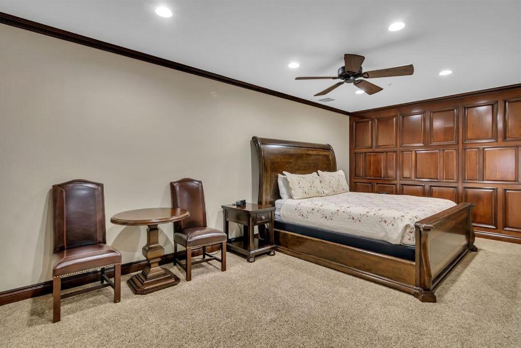 Hawthorne -- 1427 Holiday home