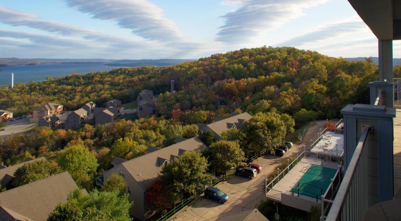 Hawthorne -- 1424 * Branson