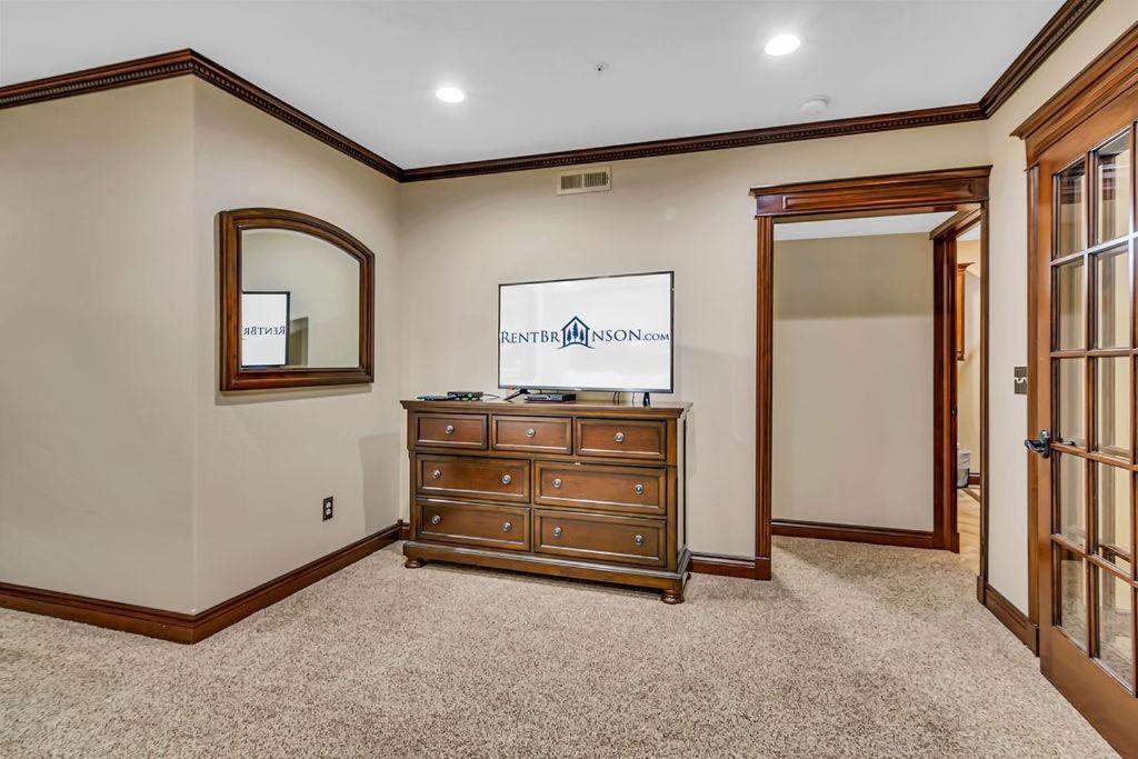 Hawthorne -- 1427 Holiday home Branson