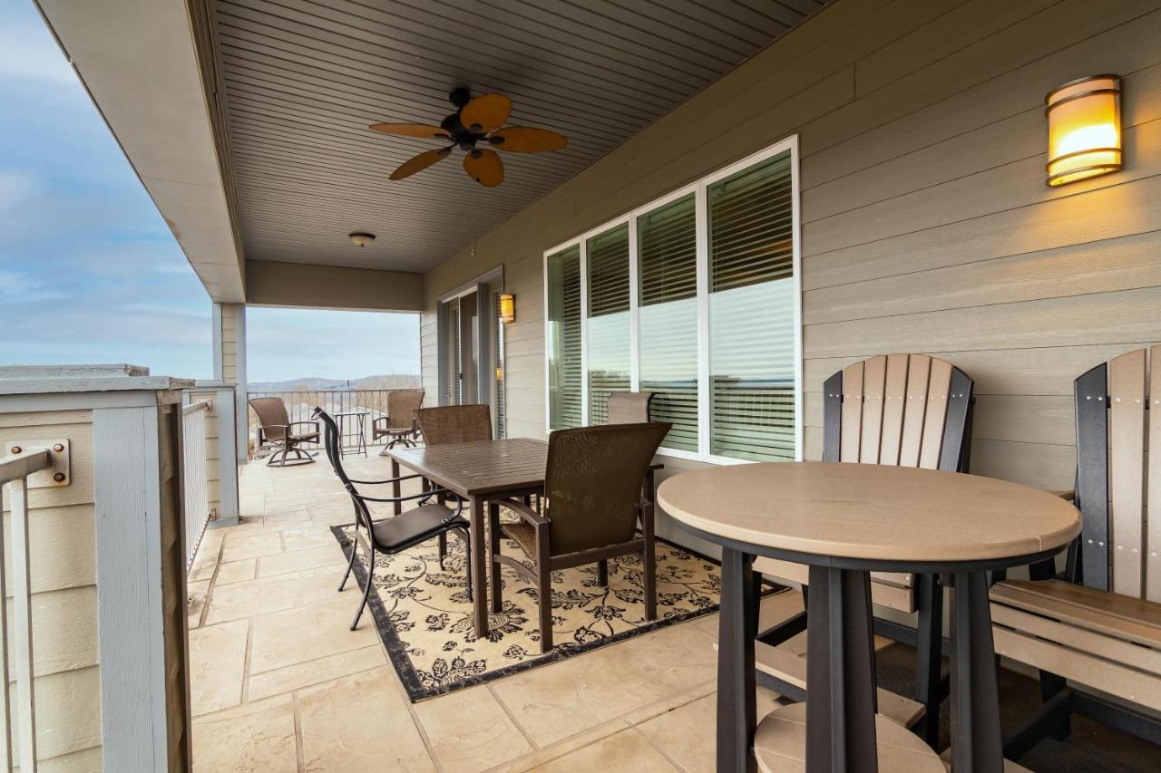Hawthorne -- 1424 Branson