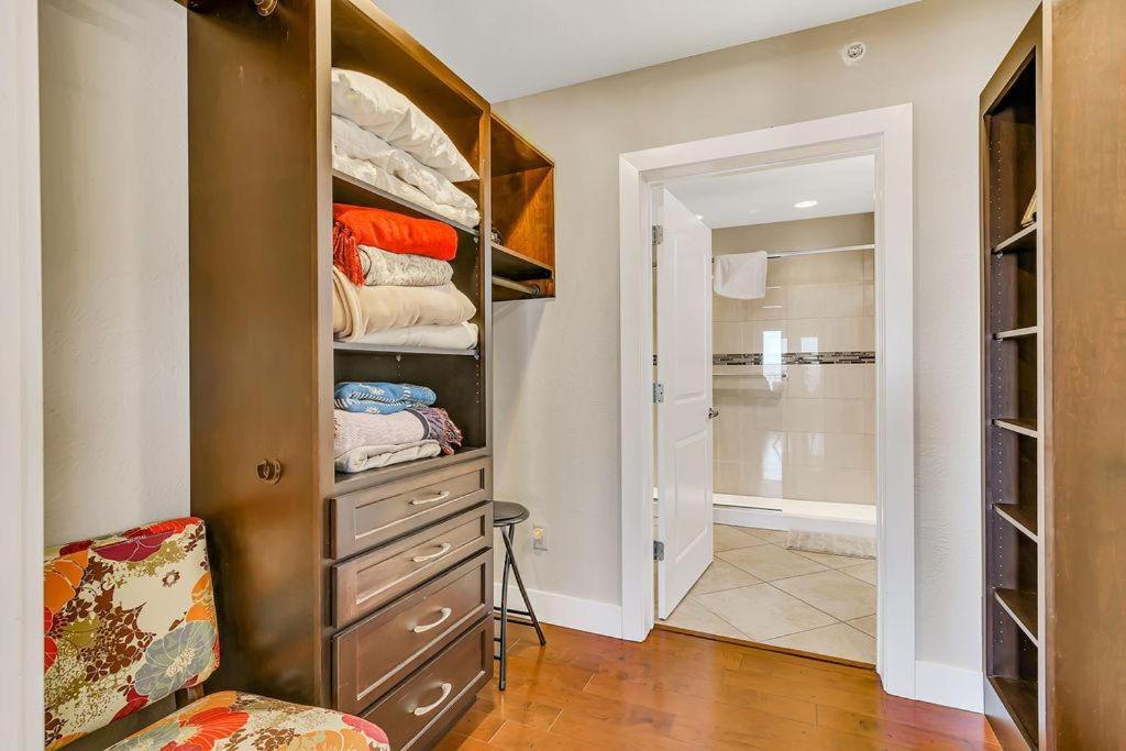 Holiday home Hawthorne -- 1419 Branson