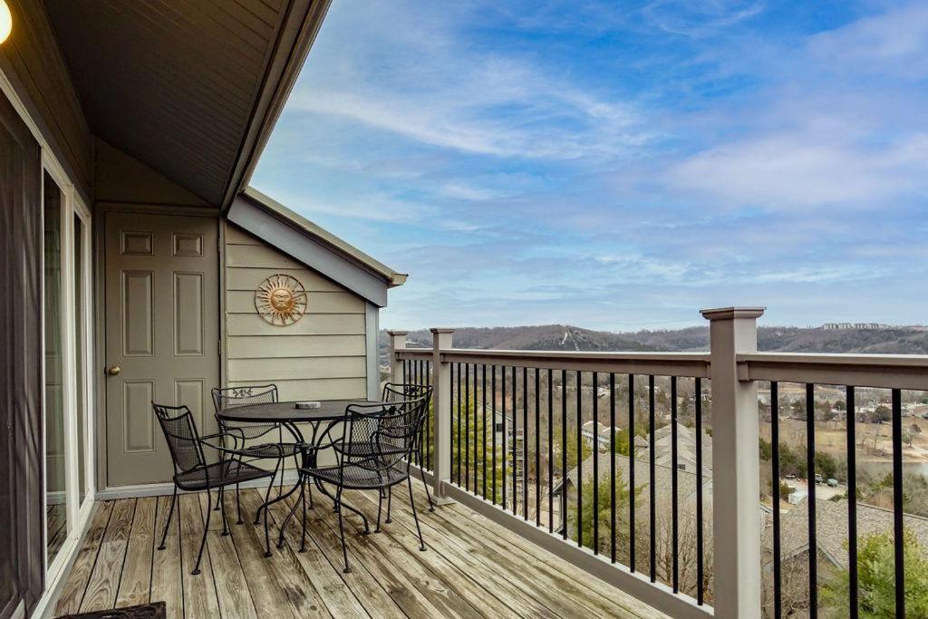 White Oak With Loft -- 116 Holiday home