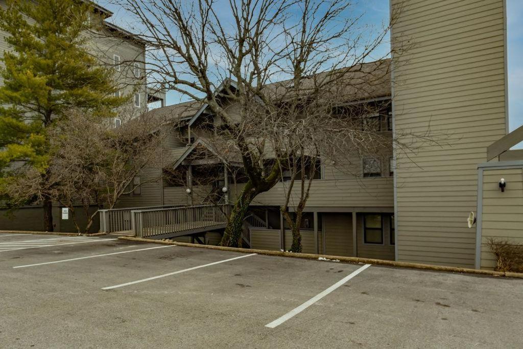 White Oak With Loft -- 116 *