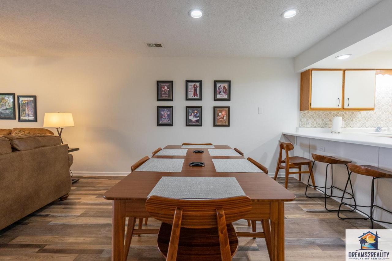 Holiday home 2br Walk-in - Near The 76 Strip - 2 Pools - Free Tickets Included - Fhd-8