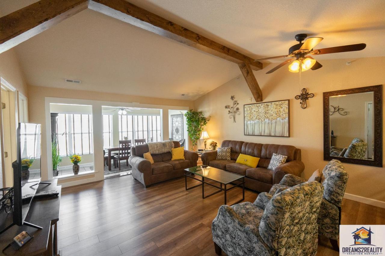 2br Penthouse - Near The 76 Strip - Pool - Free Tickets Included - Cld-11 Branson
