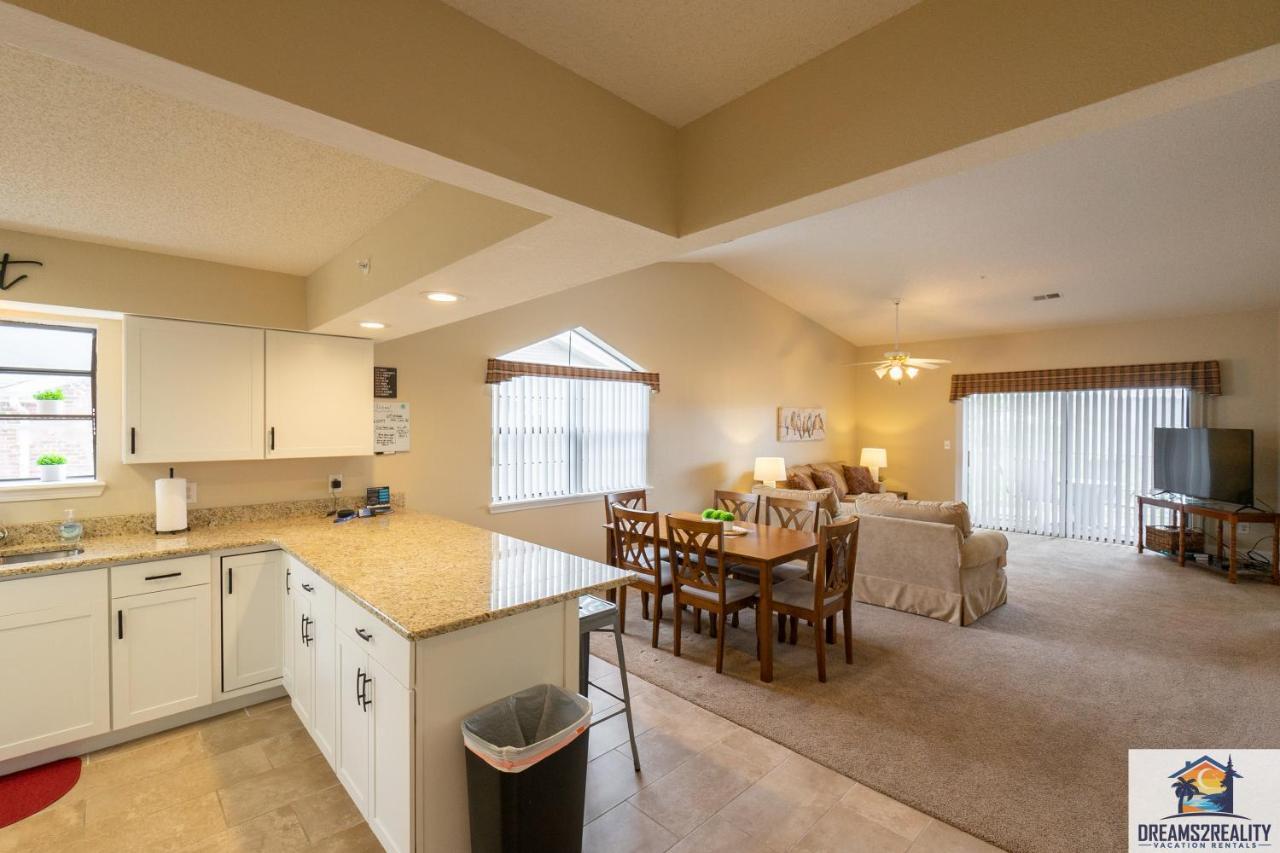 2br Penthouse - 2 Pools - Close To The Strip - Free Tickets Included - Fhe-17 Holiday home
