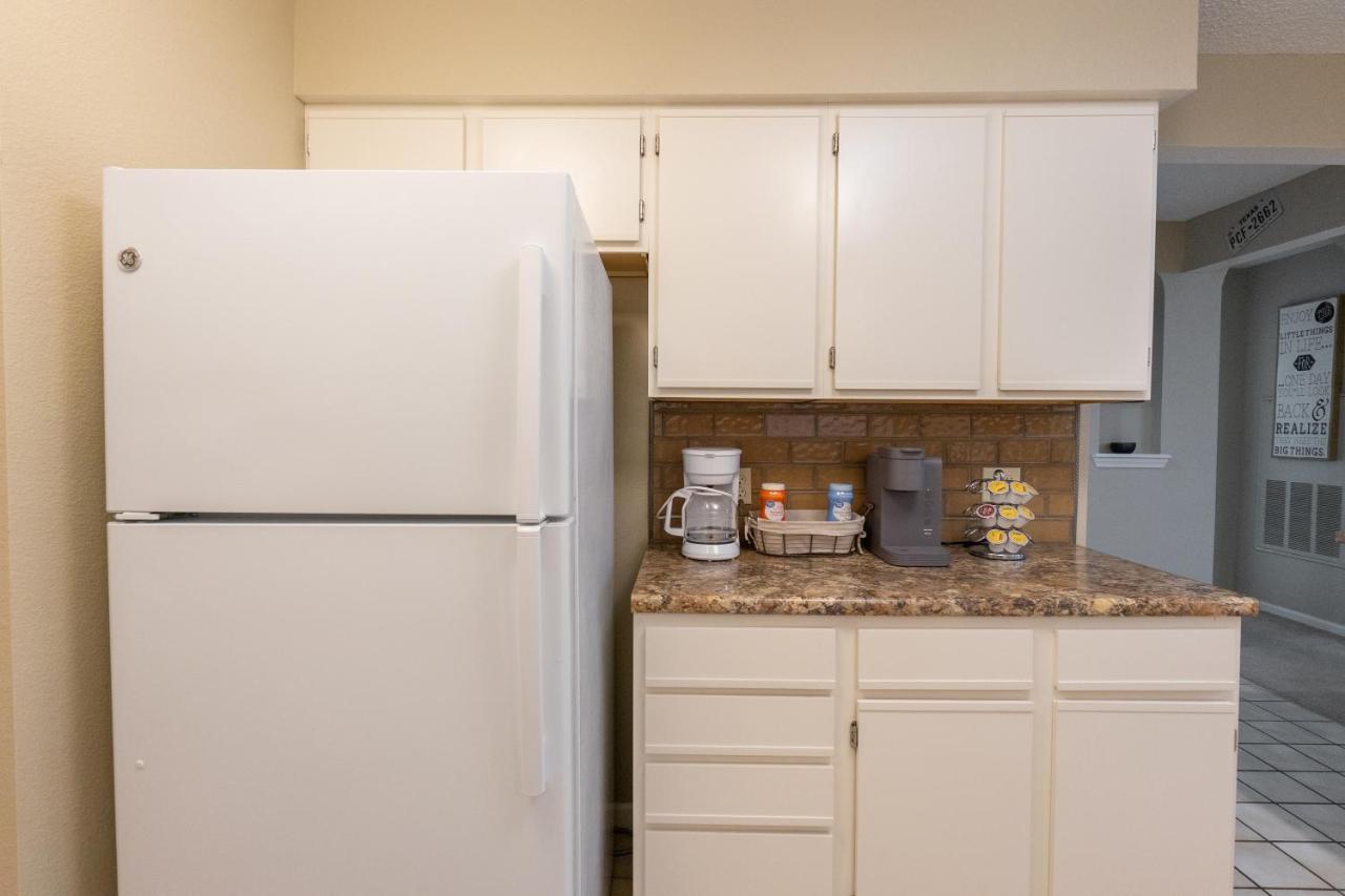 2br Penthouse - 2 Pools - Close To The Strip - Free Tickets Included - Fhc-24 Holiday home *