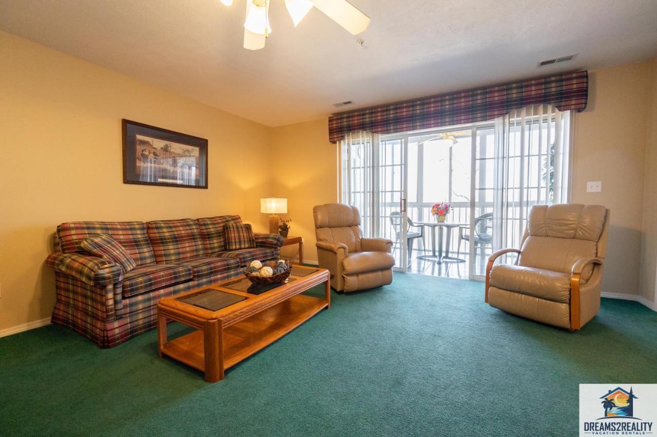 Holiday home 2br Walk-in - Near The Strip - Free Tickets Included - Ch1-18 Branson