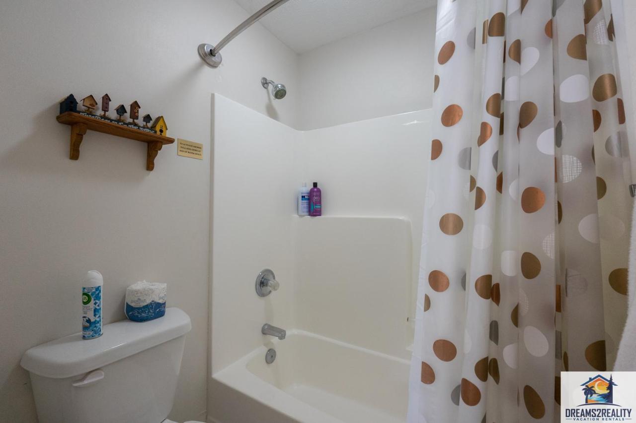 2br Walk-in - Near The Strip - Free Tickets Included - Ch1-18 *