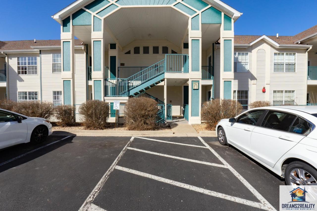 2br Walk-in - Near The Strip - Free Tickets Included - Ch1-18 Holiday home Branson