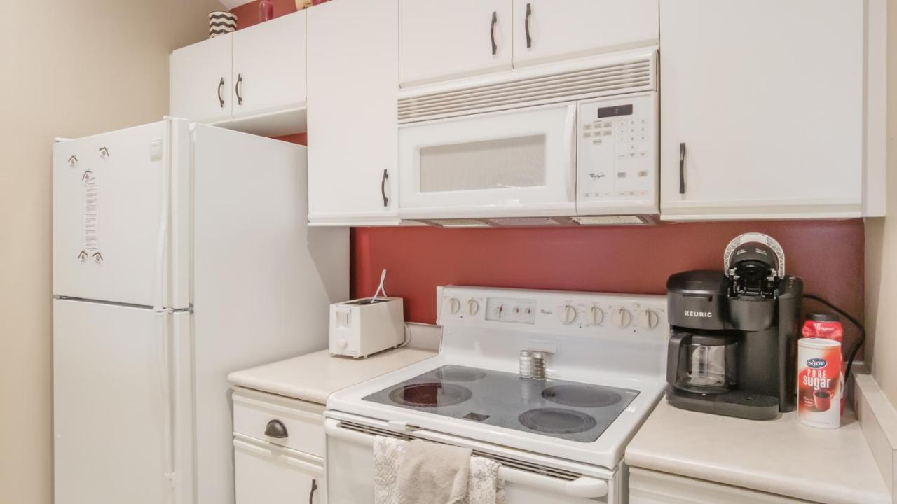 2br - Near The Strip - Jacuzzi Tub - Free Tickets Included - Ch1-35 * Branson