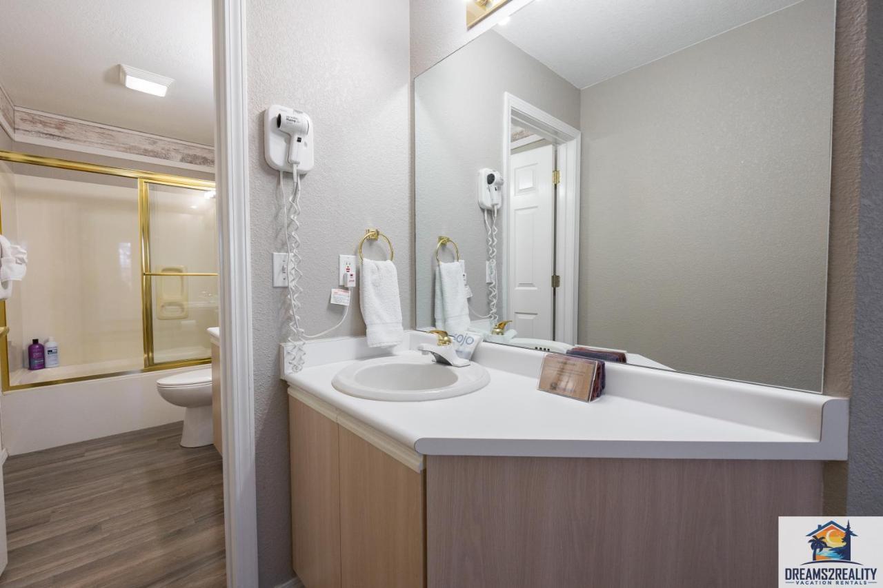 3br Updated Walk-in - Near The Strip - Free Tickets Included - Ch4-4 Holiday home *