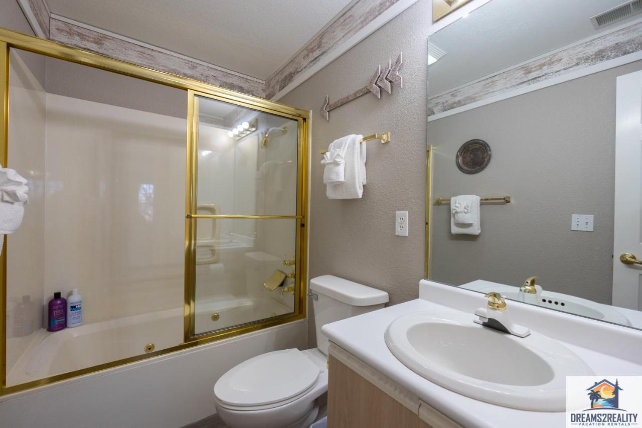 3br Updated Walk-in - Near The Strip - Free Tickets Included - Ch4-4