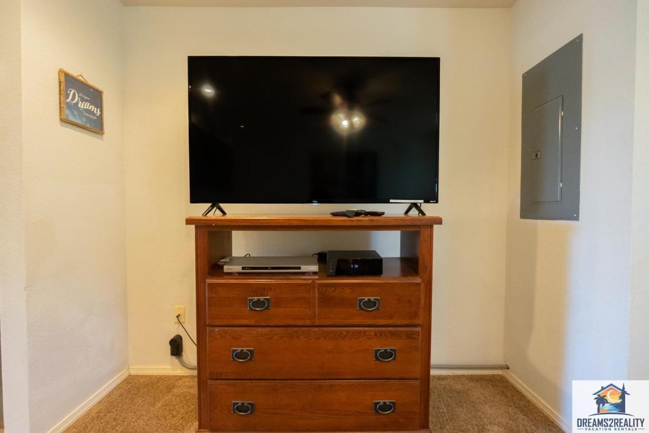 1br Walk-in With 2 Person Jacuzzi Tub - Near The Strip - Free Tickets Included - Ch5-3 * Branson