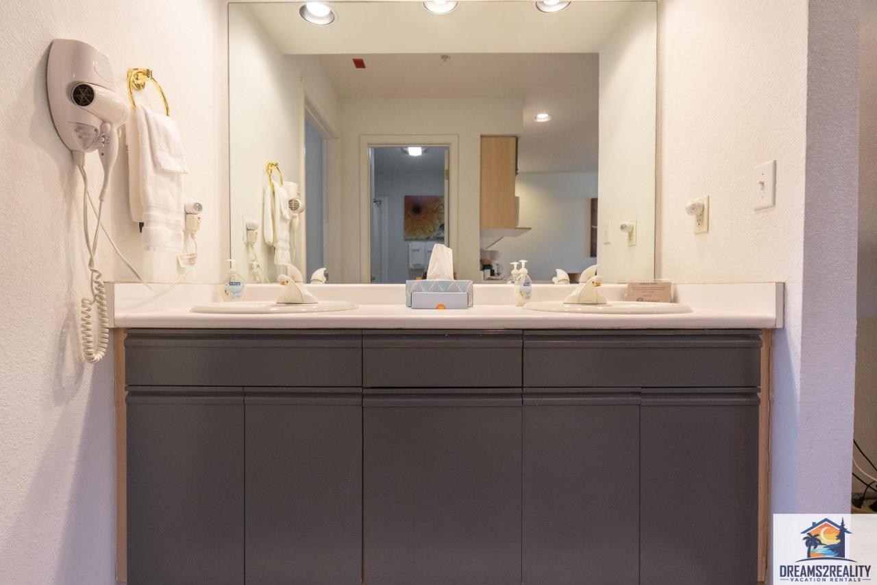Holiday home 1br Walk-in With 2 Person Jacuzzi Tub - Near The Strip - Free Tickets Included - Ch5-3 *