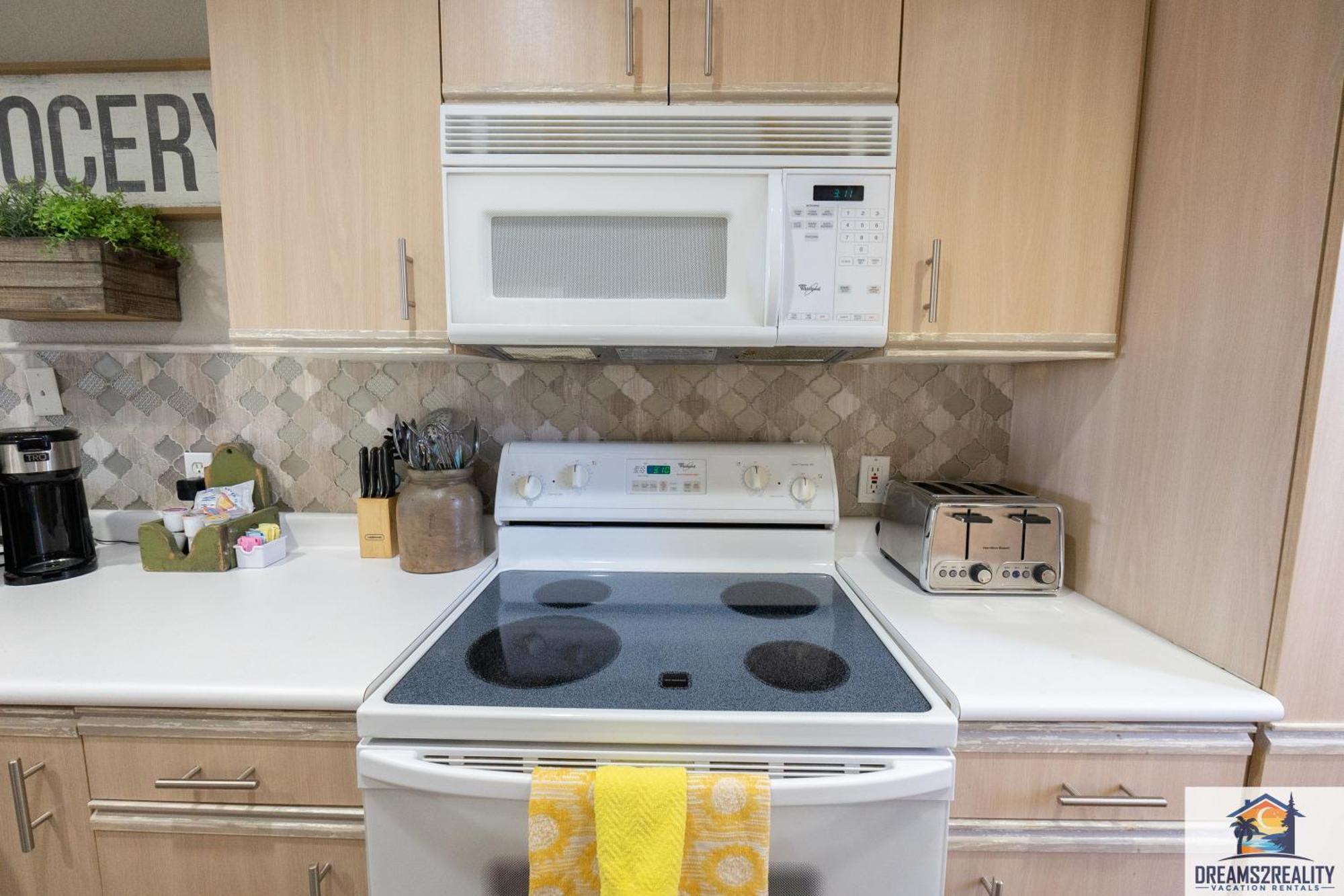 3br Updated Walk-in - Near The Strip - Free Tickets Included - Ch4-4 Branson