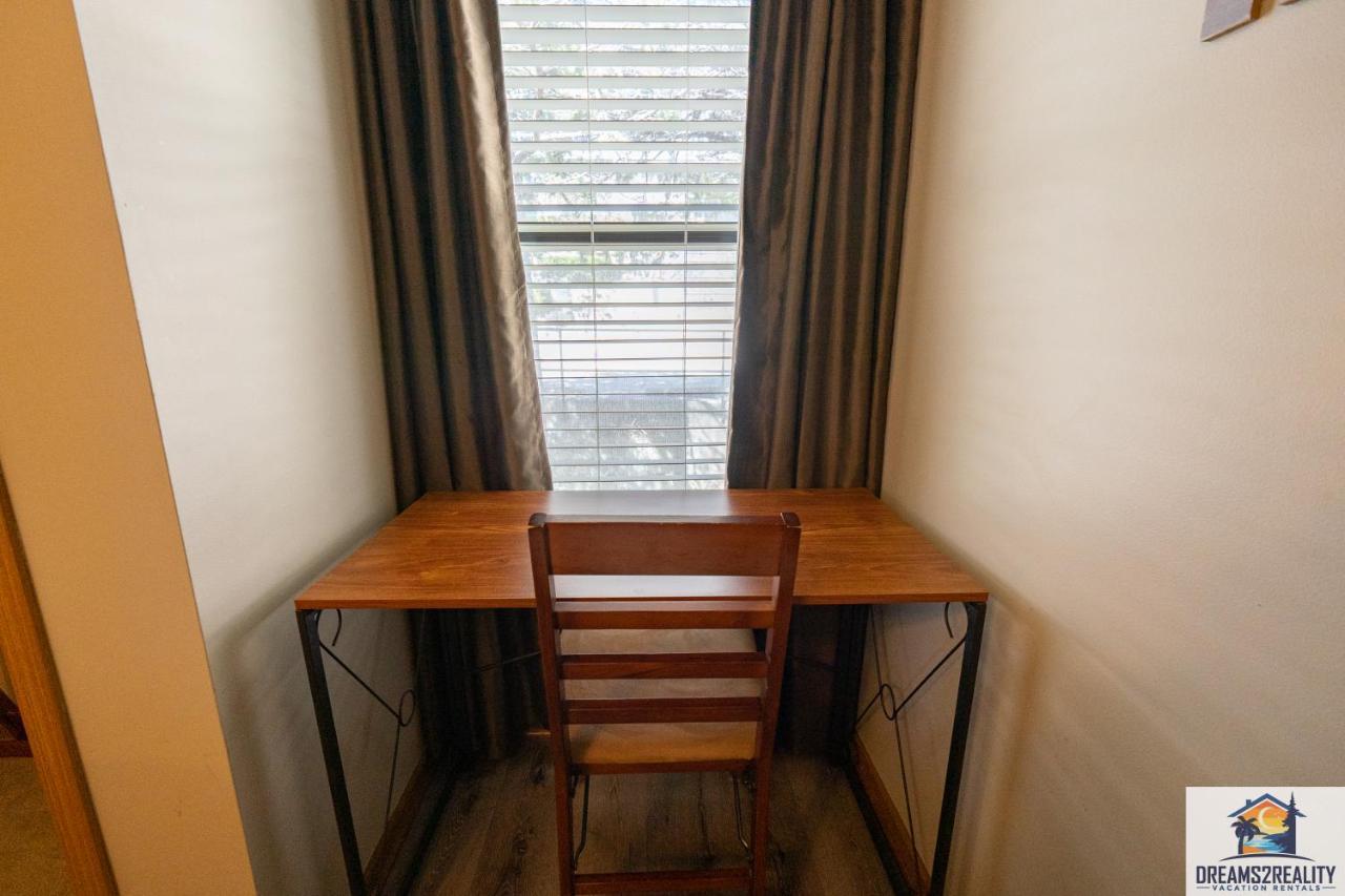 Holiday home Lake View! Walk-in 3 Bedroom - Outdoor Pool - Free Tickets Included - Trh6-6 *