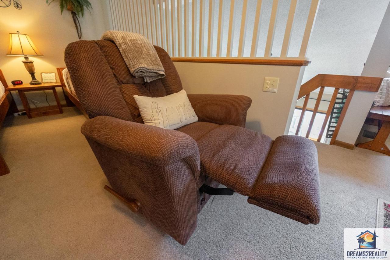 Holiday home Lake View! Walk-in 3 Bedroom - Outdoor Pool - Free Tickets Included - Trh6-6 *