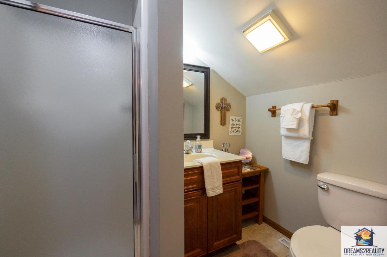 Lake View! Walk-in 3 Bedroom - Outdoor Pool - Free Tickets Included - Trh6-6 Holiday home *