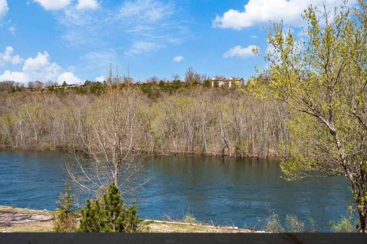 Eagle's Landing * Branson