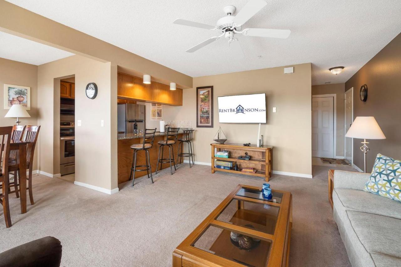 Scotch Pine--1309 Holiday home