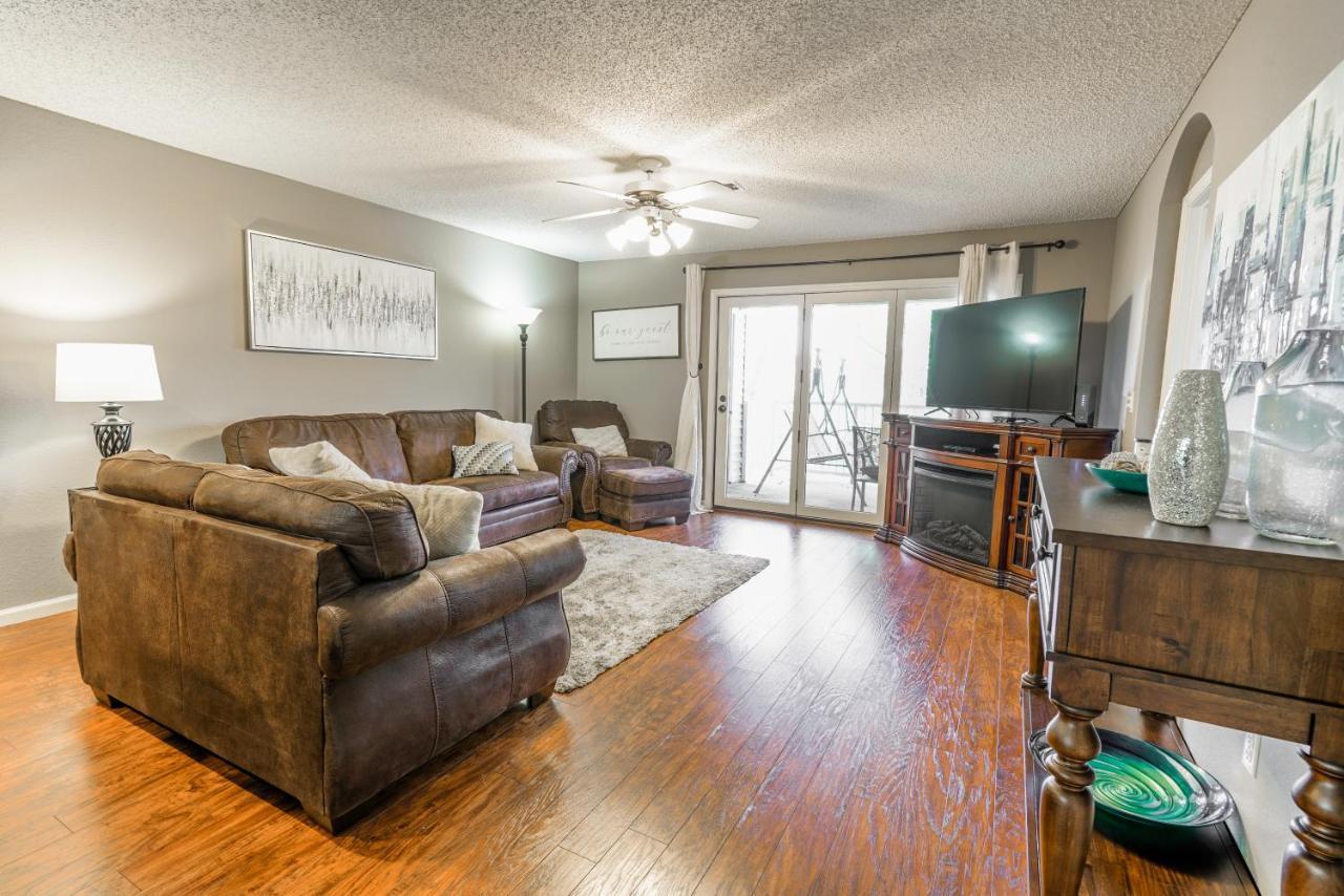 2br Updated Walk-in - 2 Pools - Near The Strip - Free Tickets Included - Fhc13 Holiday home Branson