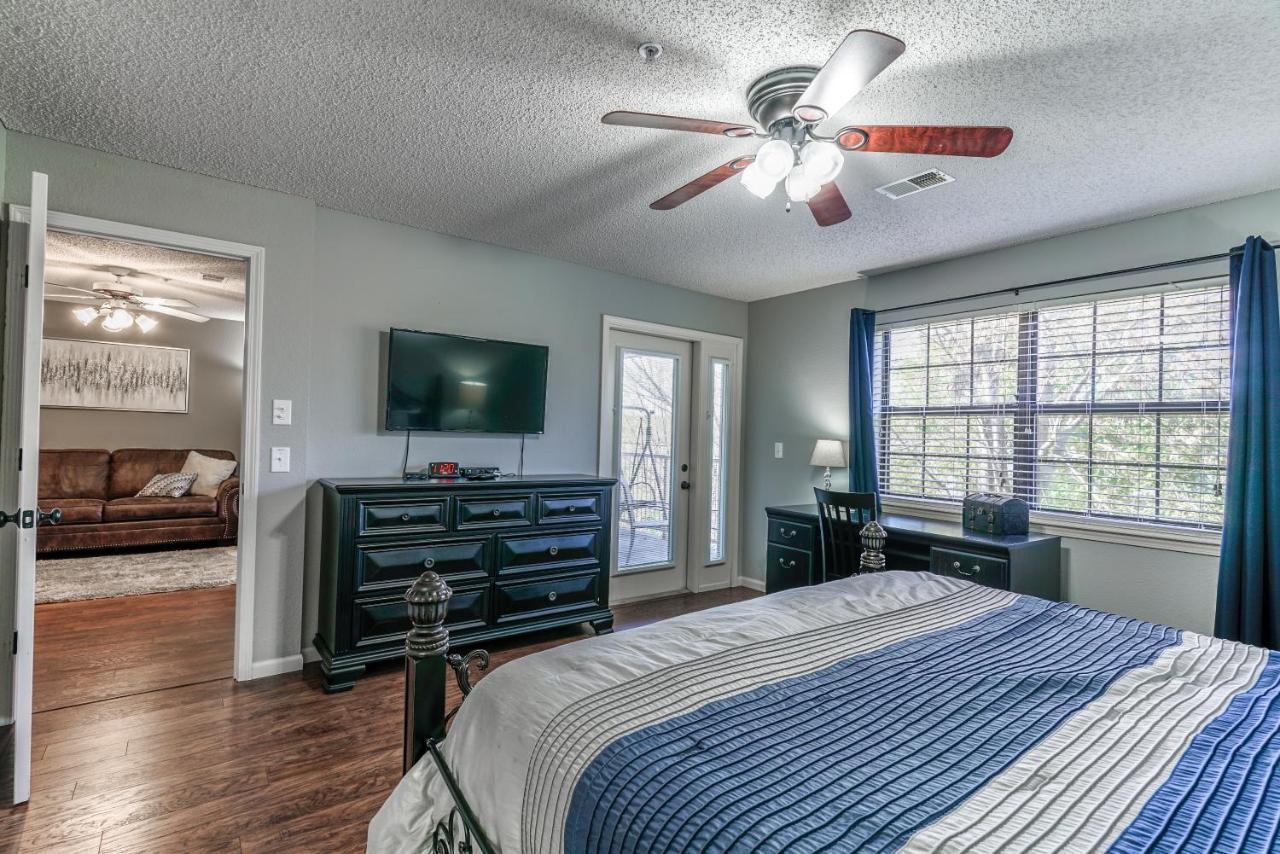 2br Updated Walk-in - 2 Pools - Near The Strip - Free Tickets Included - Fhc13 *