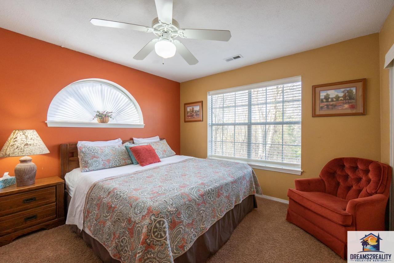 2br - King Beds - Near The 76 Strip - Free Tickets Included - Ch1-1