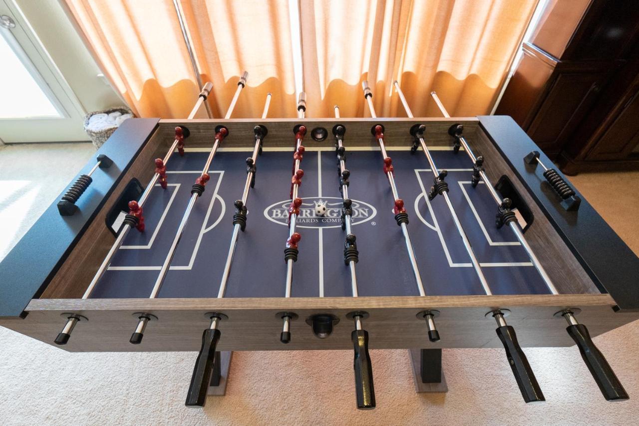 4br Walk-in - Foosball Table - Hot Tub - Fire Pit - Free Tickets Included - Dv166 Apartment Branson