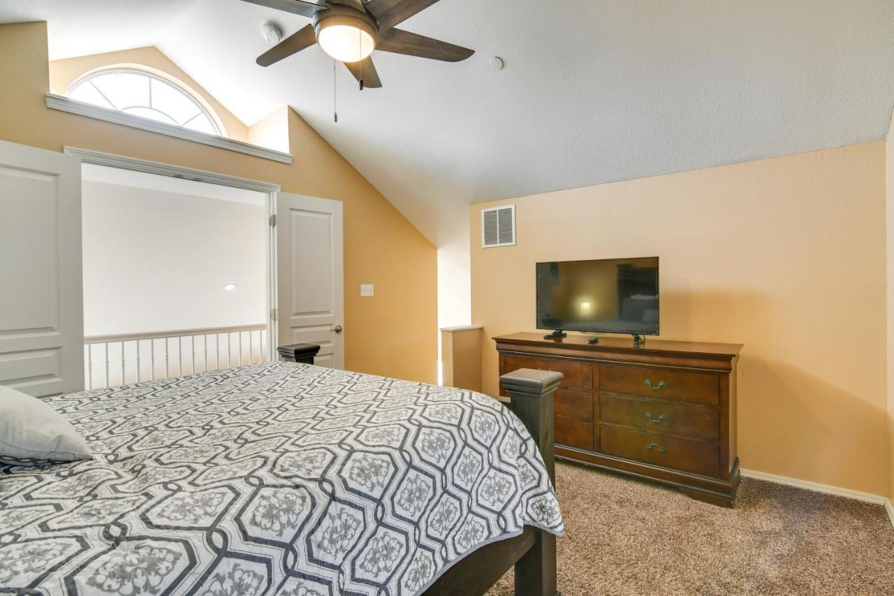 Apartment With Pool 2 Mi To Table Rock *