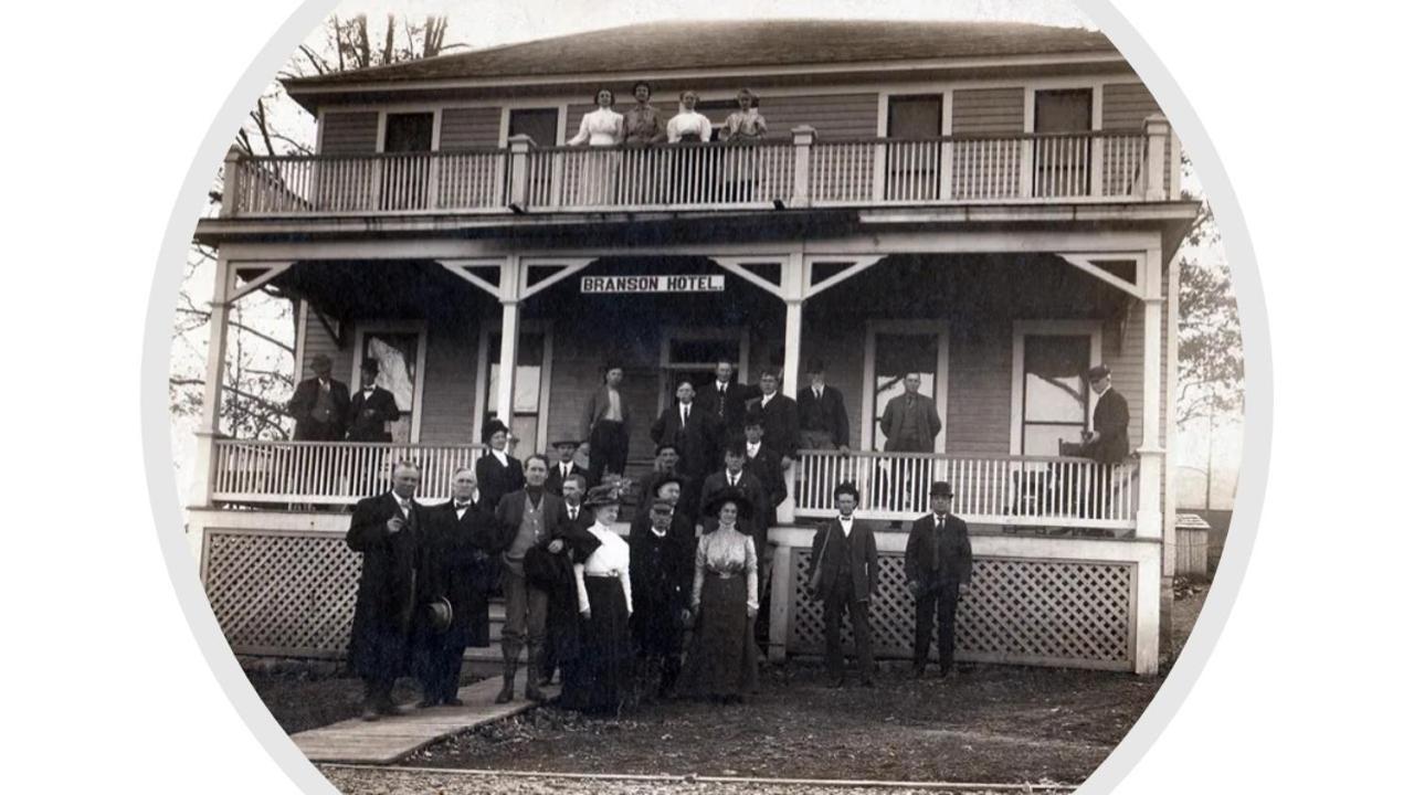 Hotel Historic - Horseshoe With King Bed - Downtown - Free Tickets Included