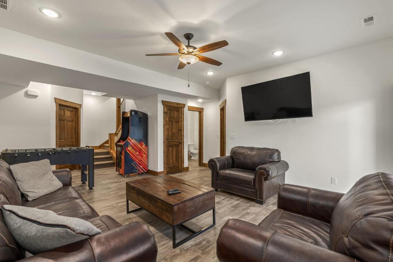 Holiday home 3bd Walk-in Near Silver Dollar - Game - Pool - Free Tickets Included - Rr-93b Branson