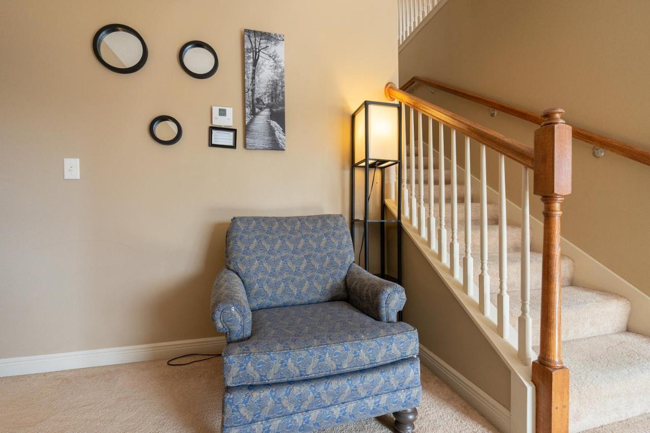 4br Walk-in - Foosball Table - Hot Tub - Fire Pit - Free Tickets Included - Dv166 Apartment