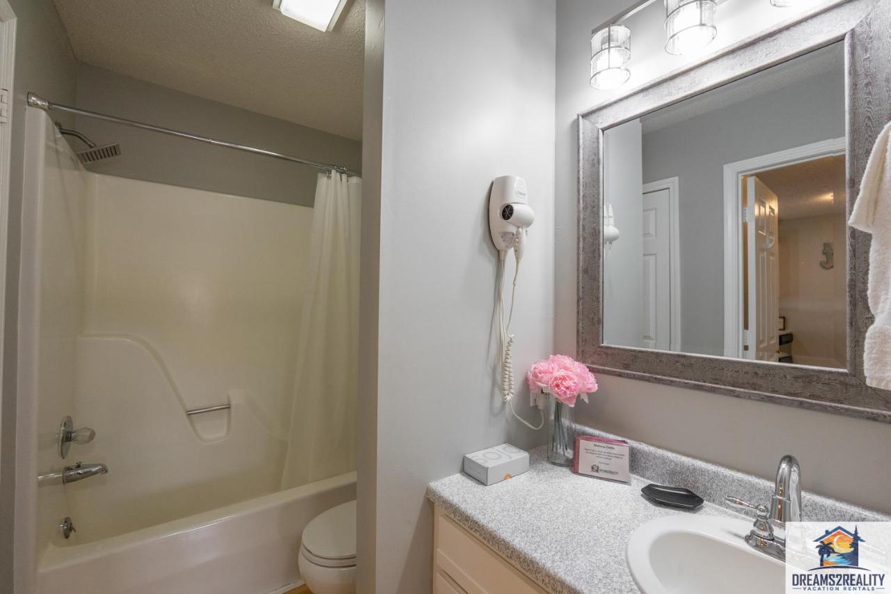 1br Walk-in At Pointe Royal - 2 Pools - Free Attraction Tickets Included -pr42-16 Holiday home