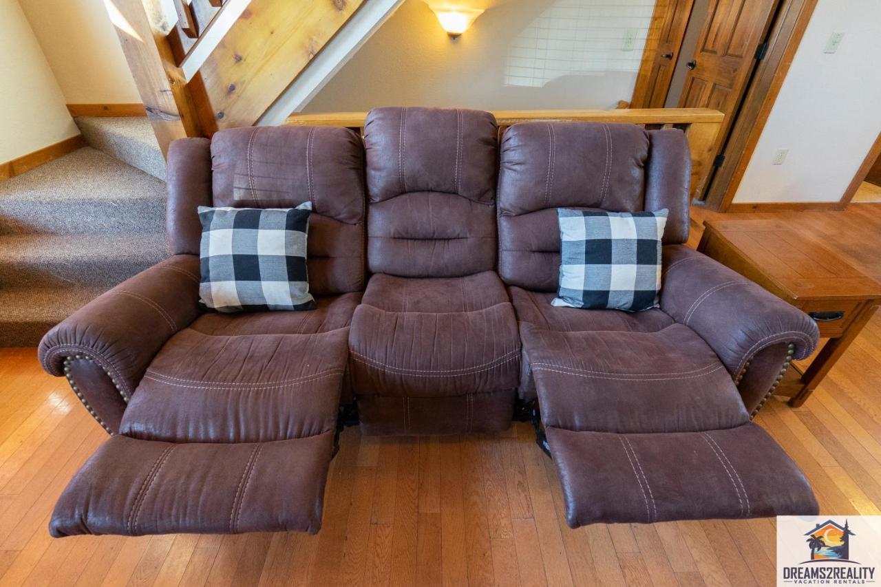 Forest Heights - 6br - Pool Table - Near Silver Dollar - Free Tickets Included *