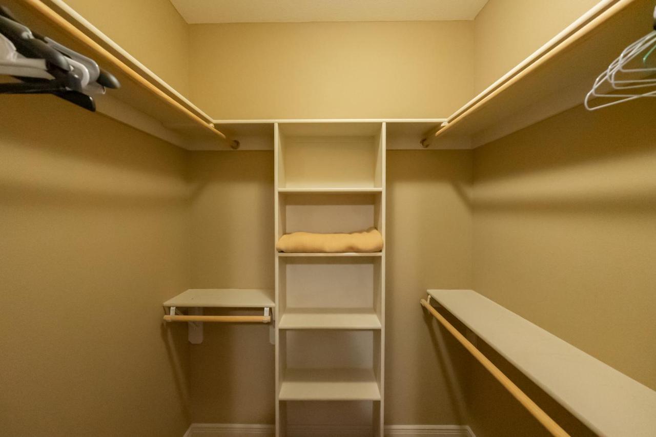 4br Walk-in - Foosball Table - Hot Tub - Fire Pit - Free Tickets Included - Dv166 Apartment
