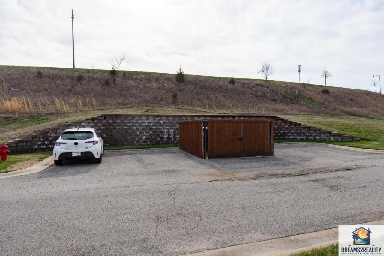 4bd Walk-in - Large Deck - Golf Course - Pool - Free Attraction Tickets Included - V120 Holiday home Branson