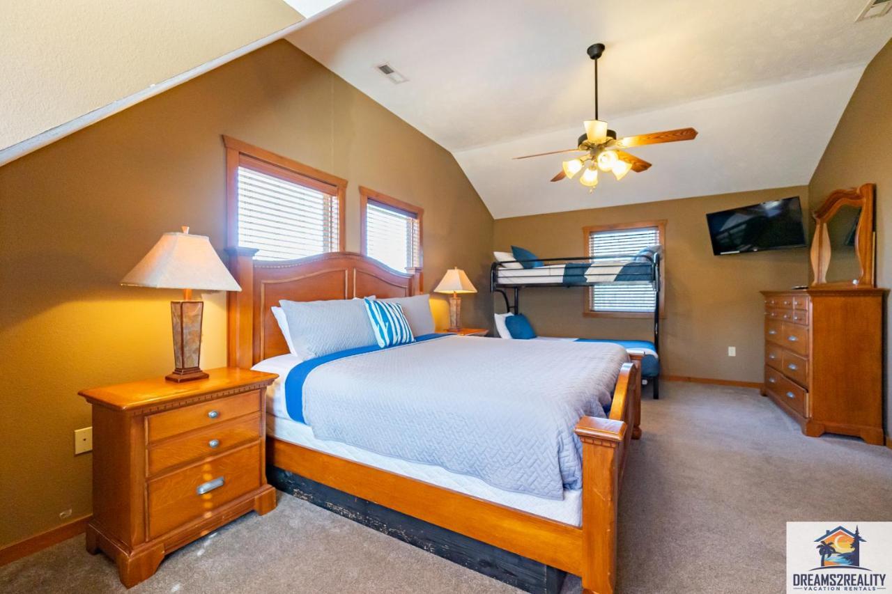 Forest Heights - 6br - Pool Table - Near Silver Dollar - Free Tickets Included *