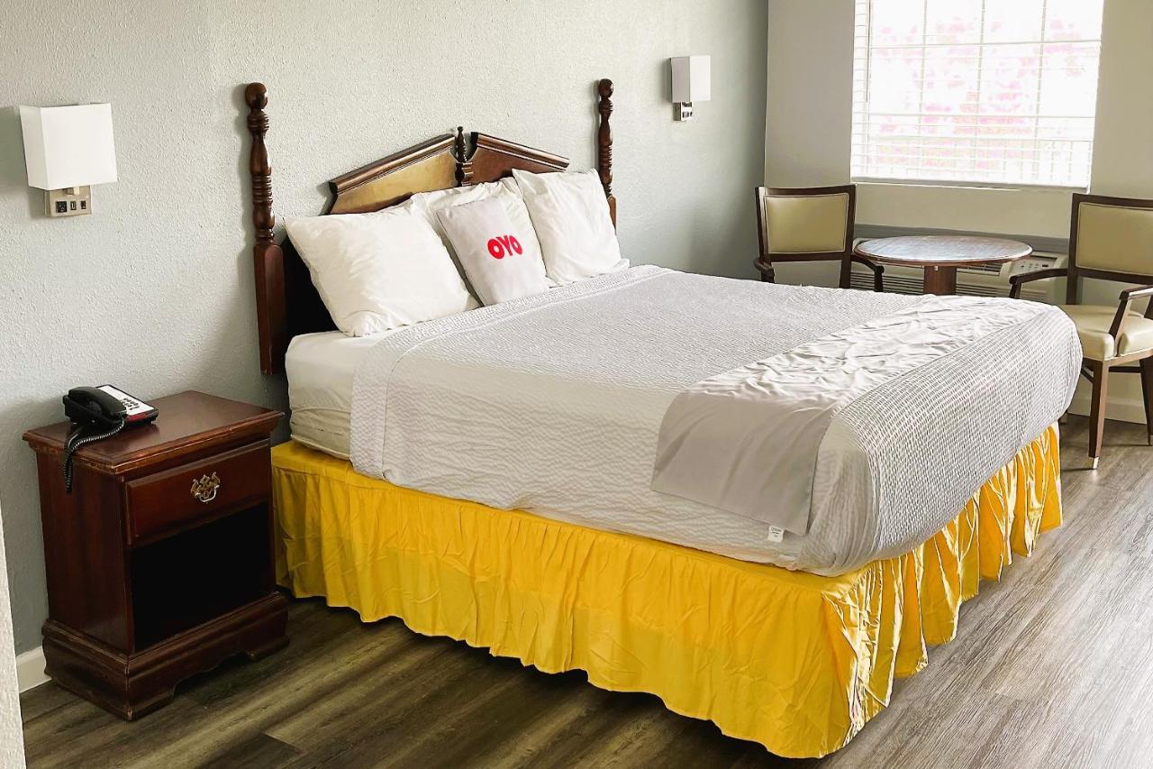 Evergreen Hotel Branson