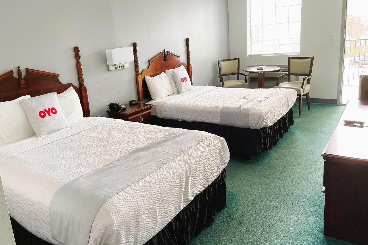 Evergreen Hotel Branson