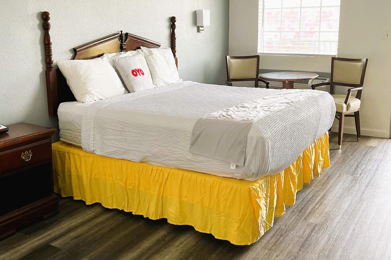 Evergreen Hotel Branson