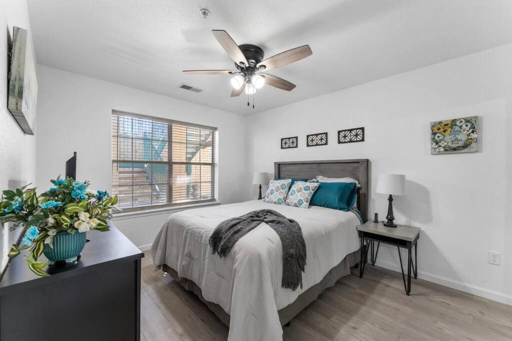 3-bedroom Renovated At The Champions Apartment *