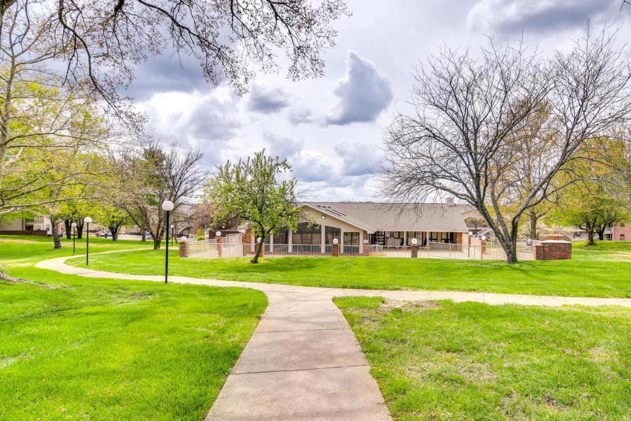 - 1 Mi To The Strip! Apartment Branson