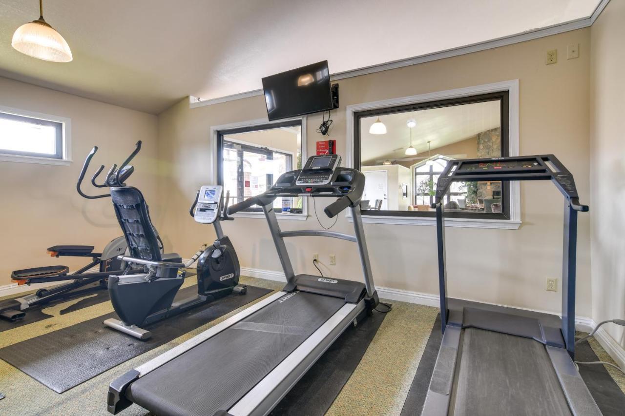 - 1 Mi To The Strip! Apartment Branson