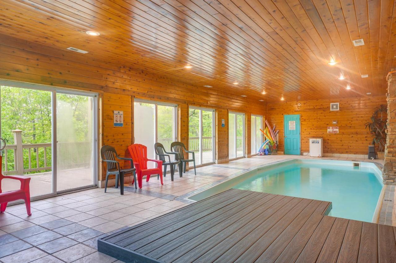 Holiday home With Indoor Pool And Basketball Court! Branson
