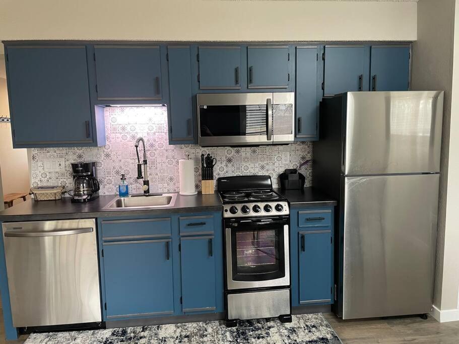 Newly Remodeled Lover's Luxury With Upgrades Holiday home *