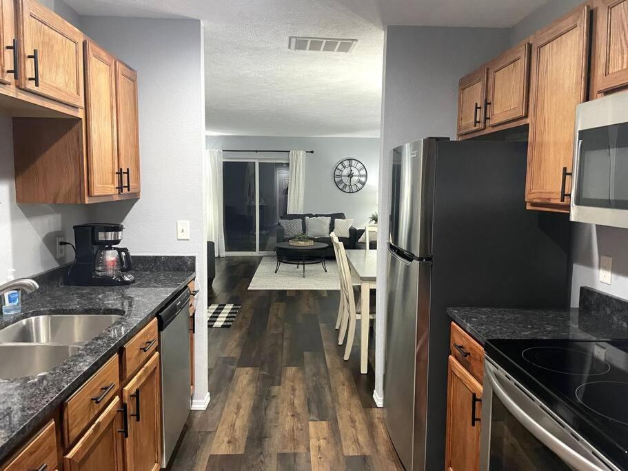 Holiday home Luxury Modern By The - Succulent Way Branson