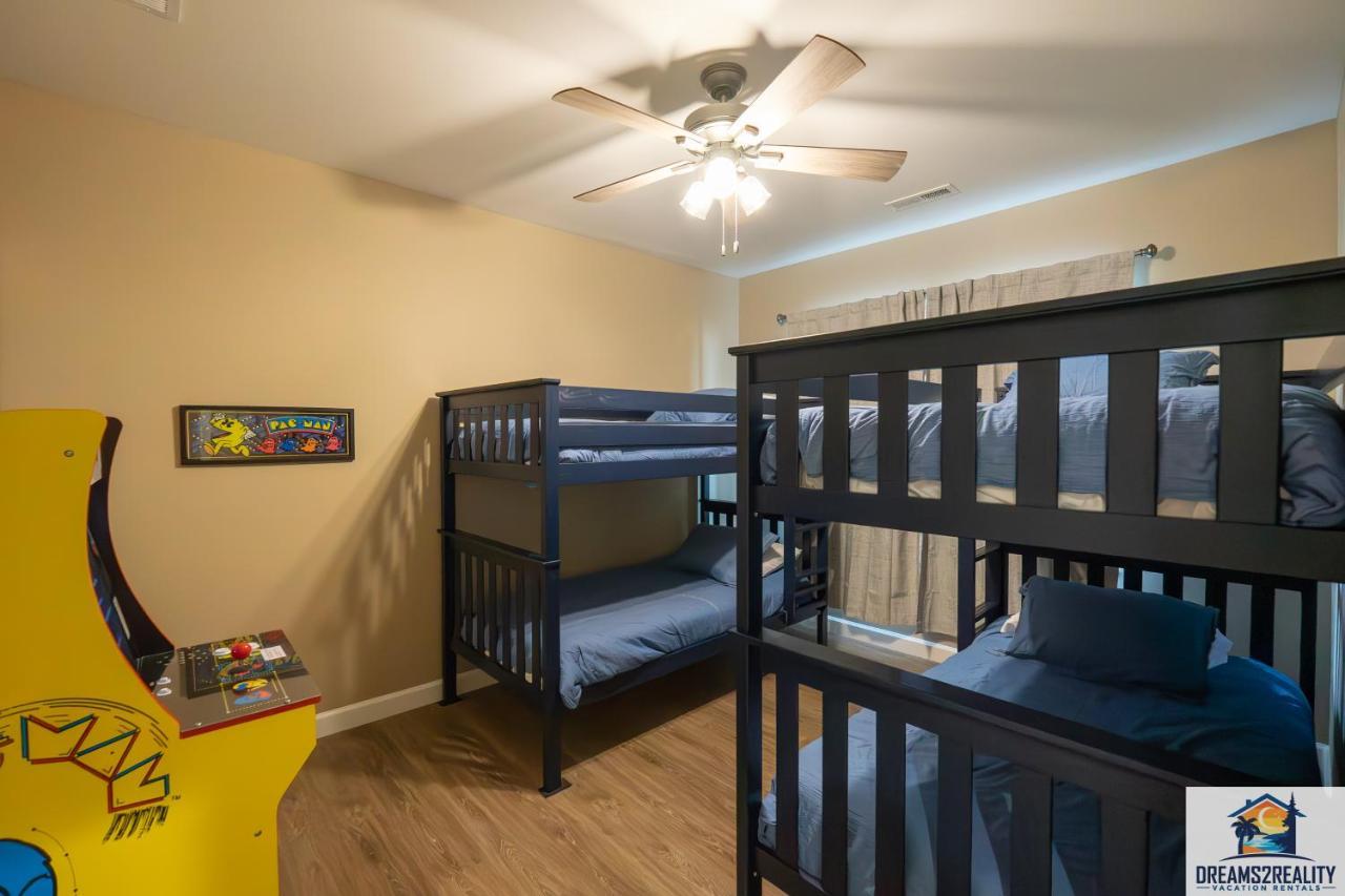 New Build - Walk-in 3br With Arcade Game - Free Attraction Tickets Included -- Fhg-207 * Branson